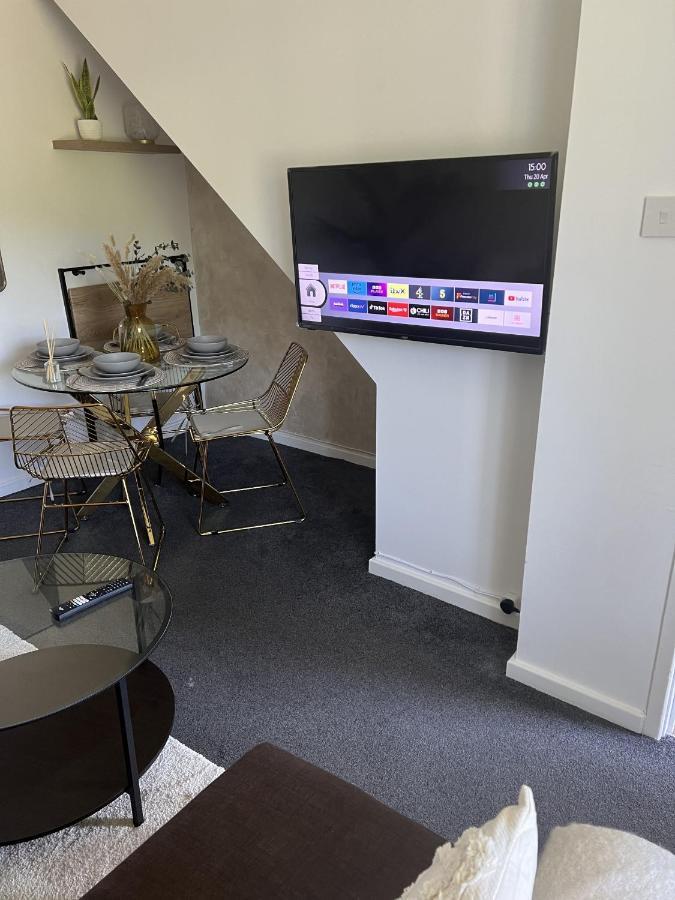 Charming 2 Bed House - Family Friendly Villa Nottingham Kültér fotó