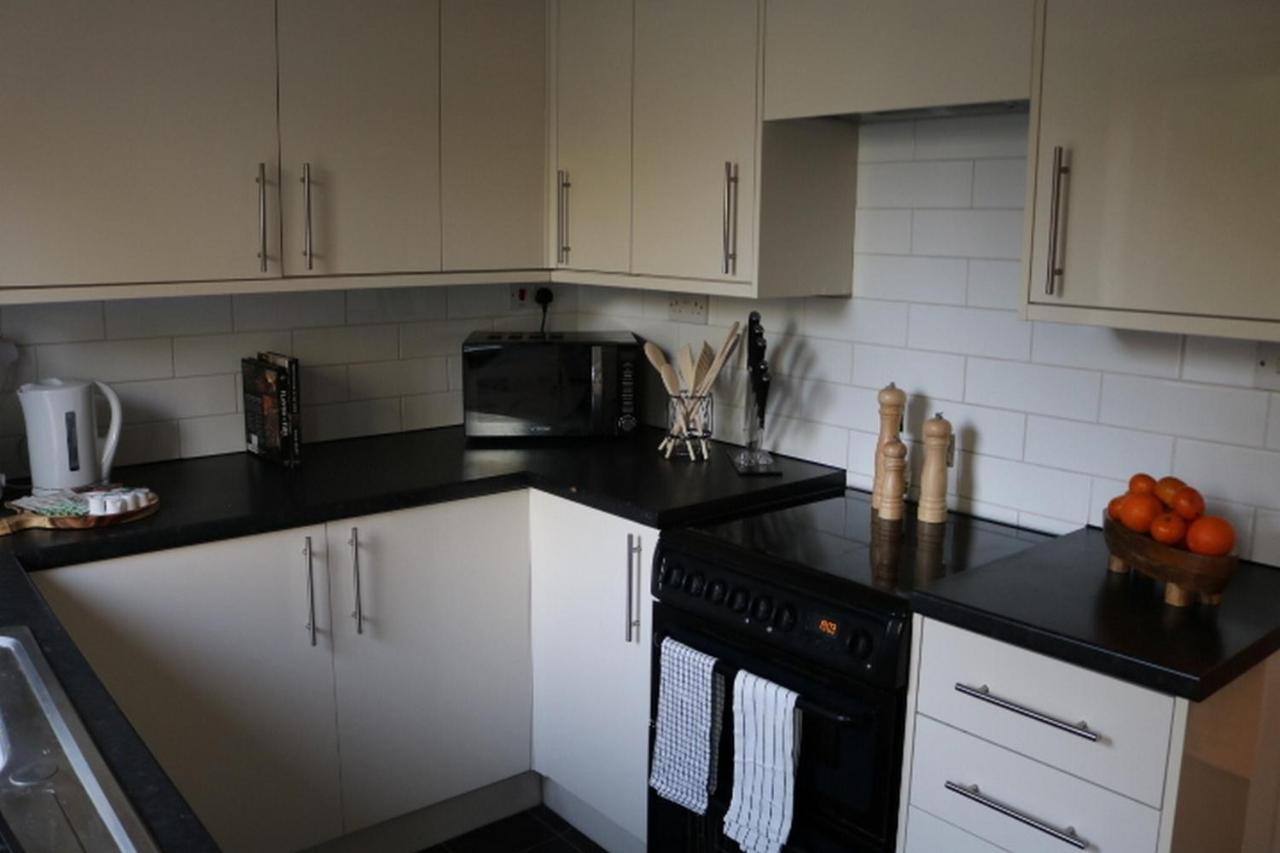 Charming 2 Bed House - Family Friendly Villa Nottingham Kültér fotó
