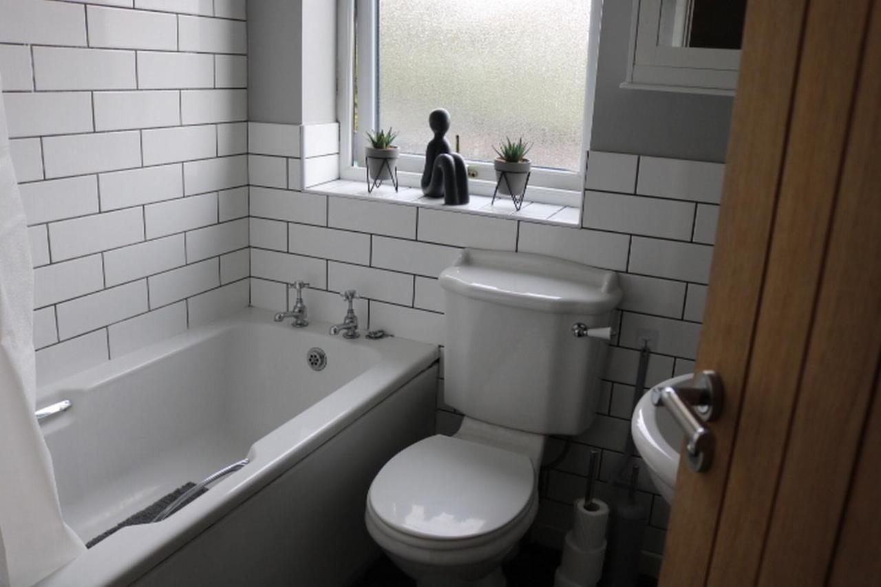 Charming 2 Bed House - Family Friendly Villa Nottingham Kültér fotó