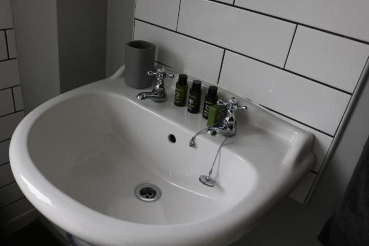 Charming 2 Bed House - Family Friendly Villa Nottingham Szoba fotó